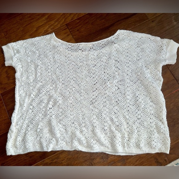 Hollister White Knit Blouse - Picture 2 of 3